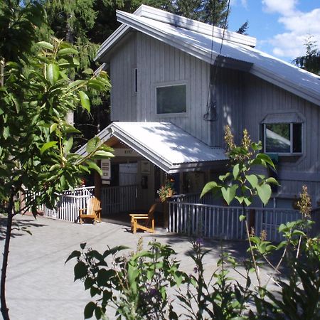 Belle Neige Suites: Whistler Exterior photo