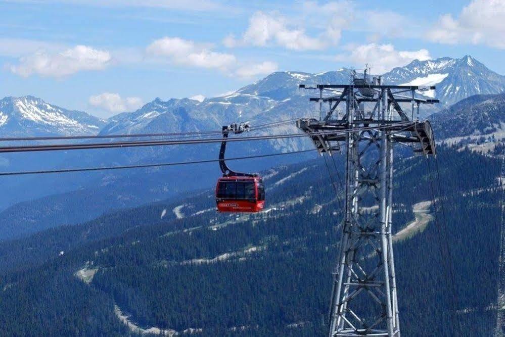 Belle Neige Suites: Whistler Exterior photo