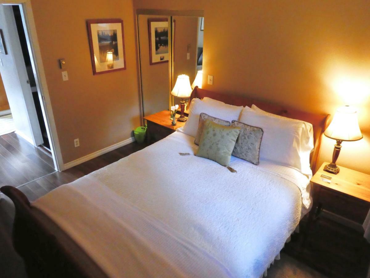 Belle Neige Suites: Whistler Exterior photo