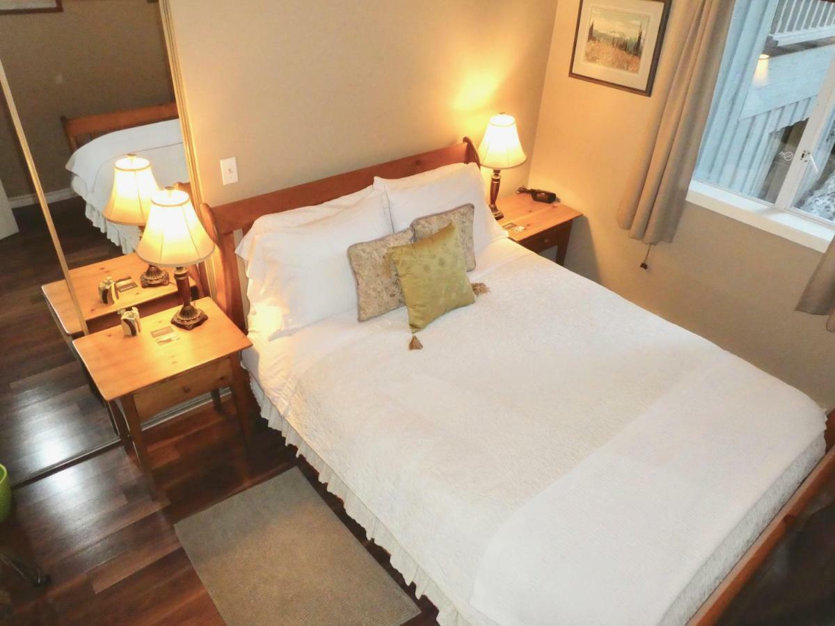 Belle Neige Suites: Whistler Exterior photo